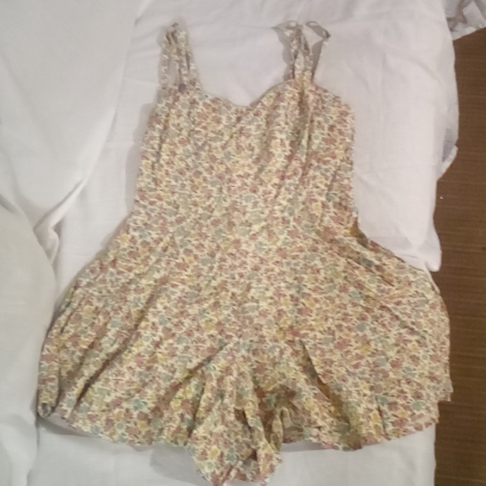 Vintage All That Jazz Zip size 11/12 Floral One Piece Romper Wide Leg